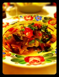 Petto di pollo e caponatina siciliana in agrodolce Petto di pollo e caponatina siciliana in agrodolce